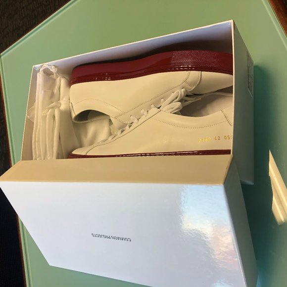 common project mens sneakers bnib white/burgandy